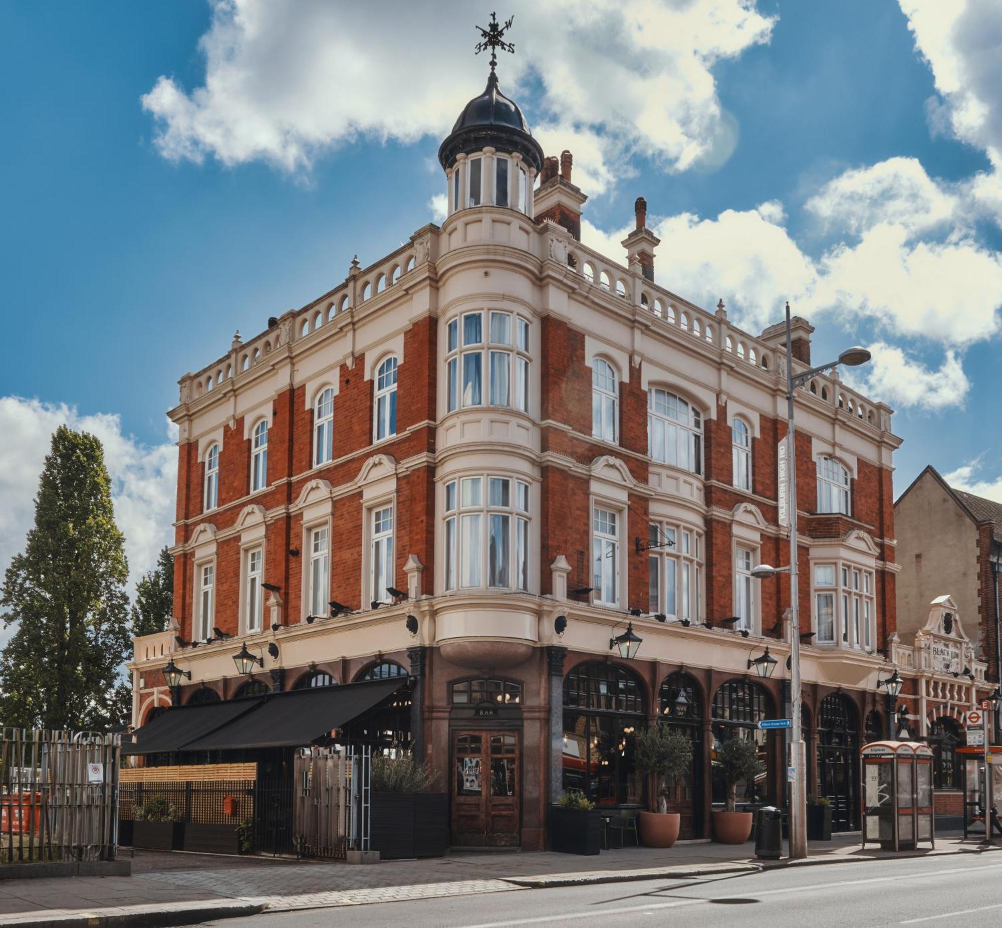 The Black Lion Pub & Boutique Guesthouse London Exterior photo