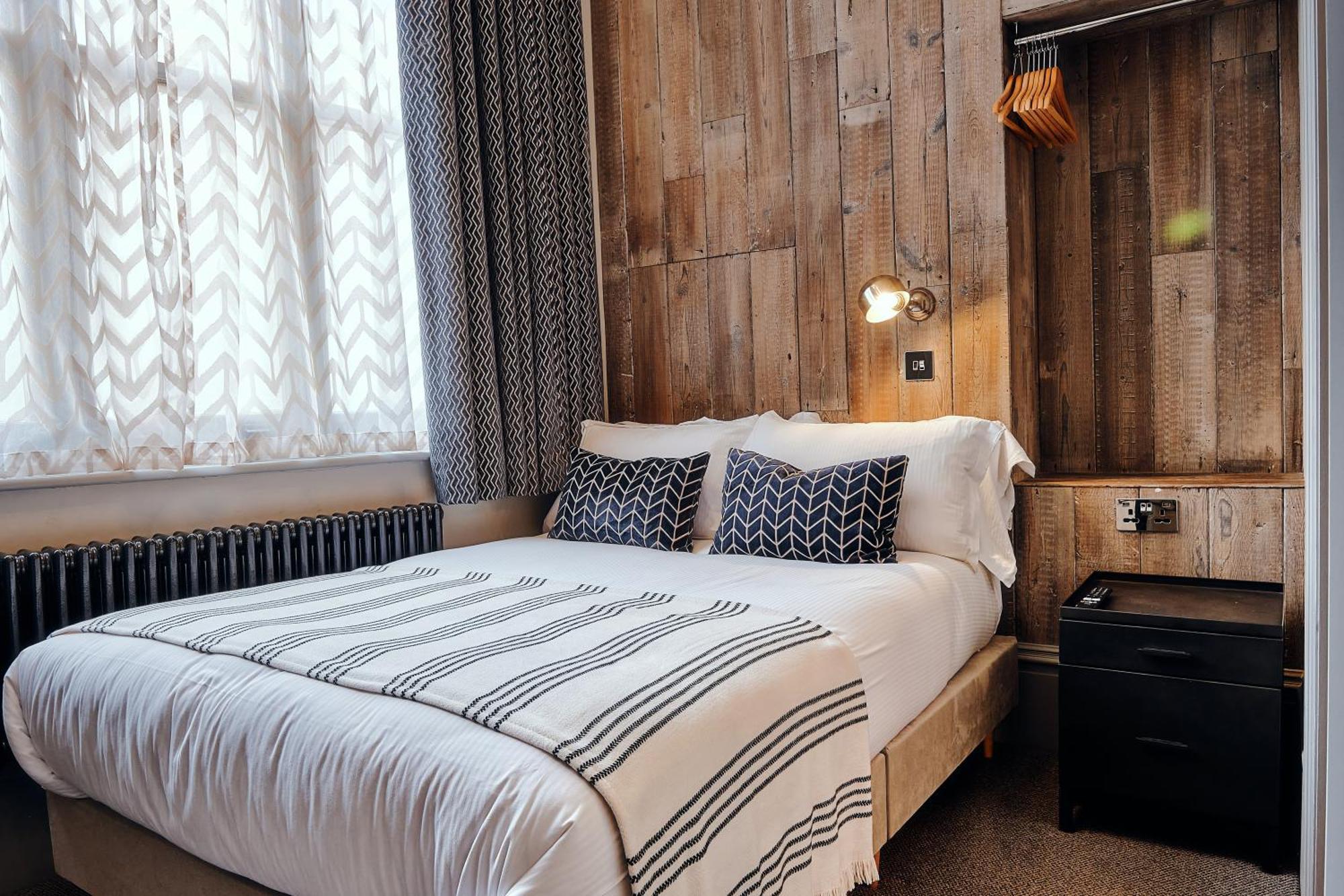 The Black Lion Pub & Boutique Guesthouse London Room photo